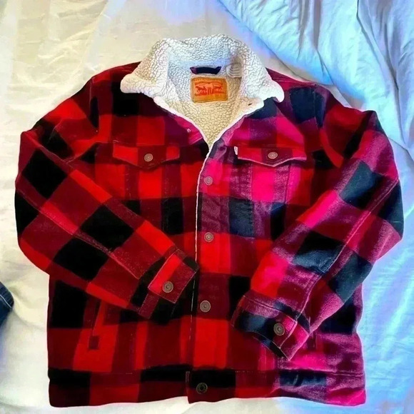Levis Wool Red Black Plaid Buffalo Sherpa Trucker Jacket Women's (Unisex Sz L) - Picture 1 of 7